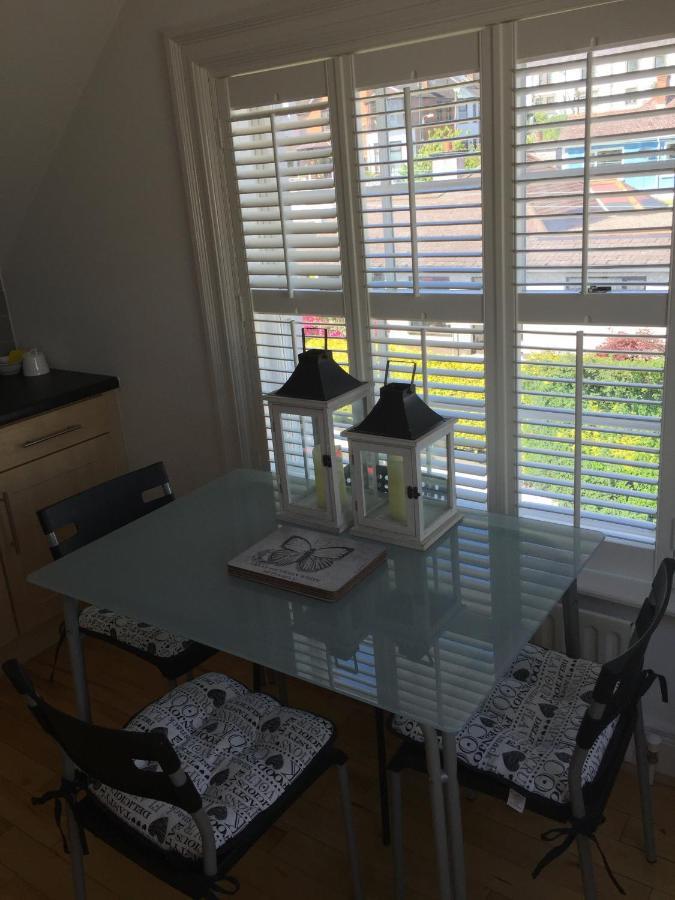 Strandview Beach Apartment Балликасл Экстерьер фото
